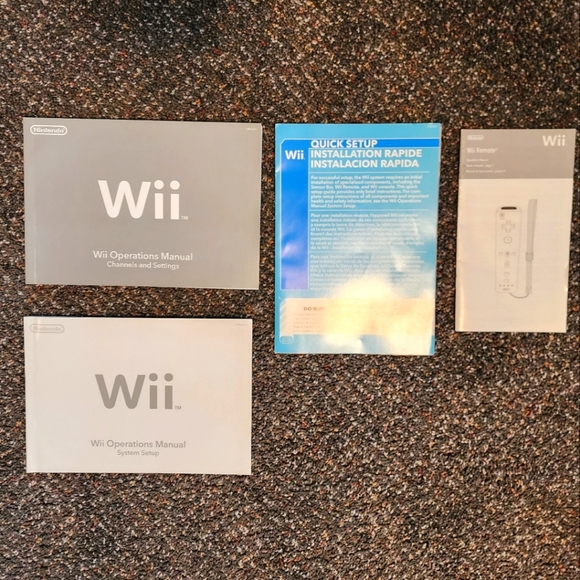 Nintendo Wii Console with Remote, Sensor Bar, AV Cable, AC Adapter & More - Picture 11 of 12